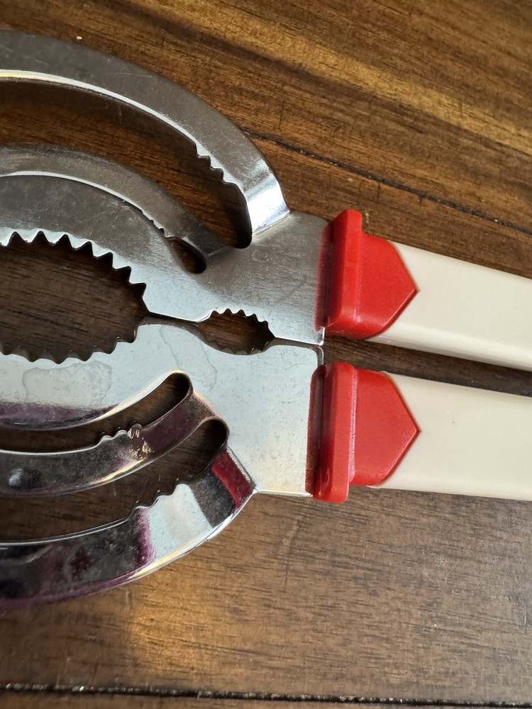 Adjustable Jar Opener Multi Lid Bottle Cap Wrench Kitchen Tool Red Handle