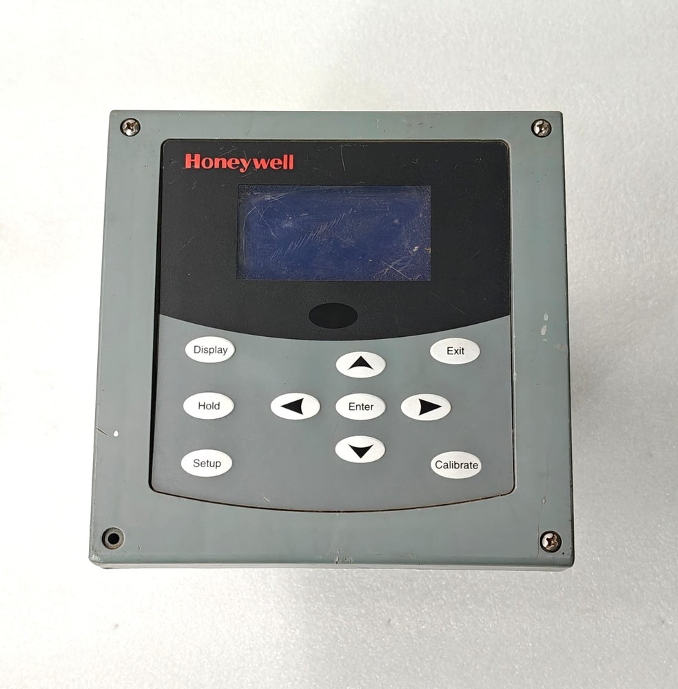 Honeywell UDA2182-PH1-NN2-NN-N-P000-EE Dual Conductivity Controller Analyzer