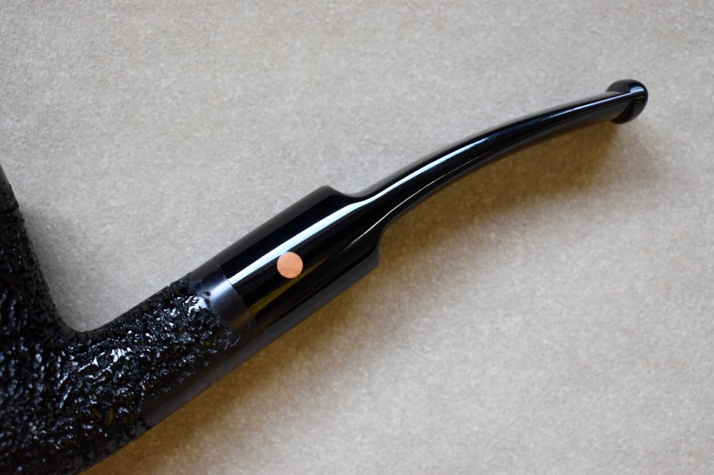 Moretti Pipe Black Rusticated Freehand