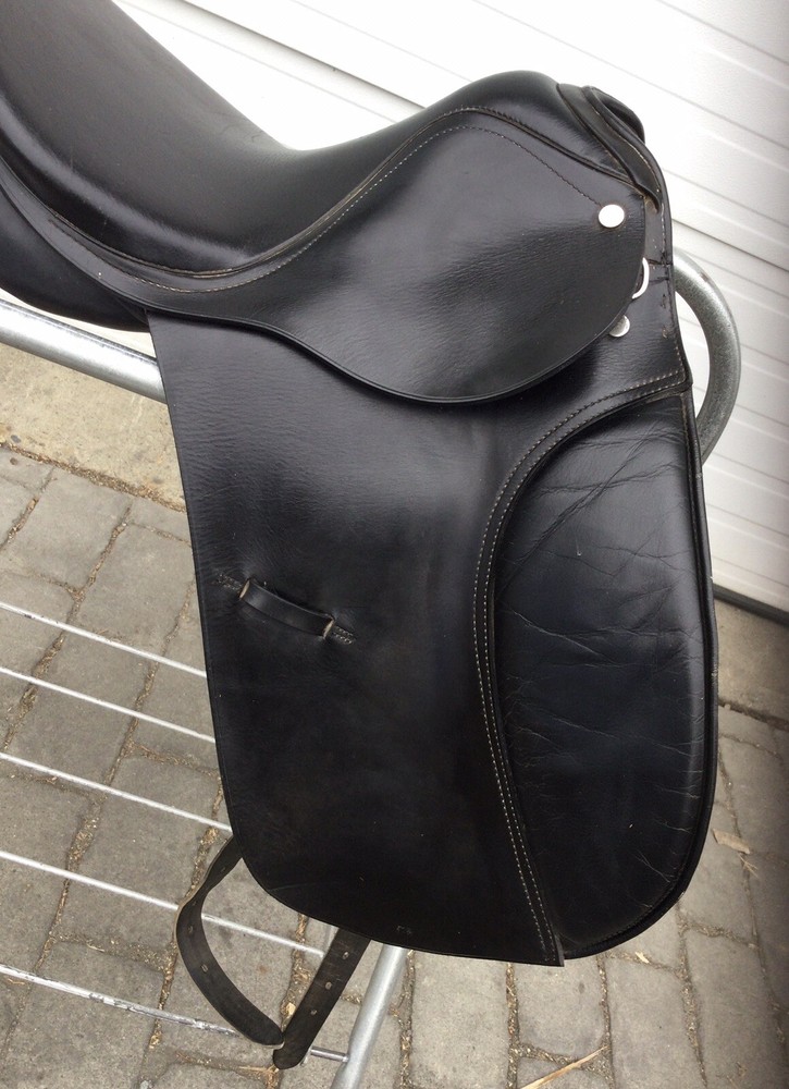 Mystic 16” Dressage Saddle