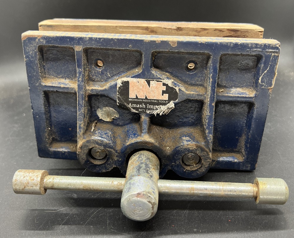Michigan Industrial tools 6” vise