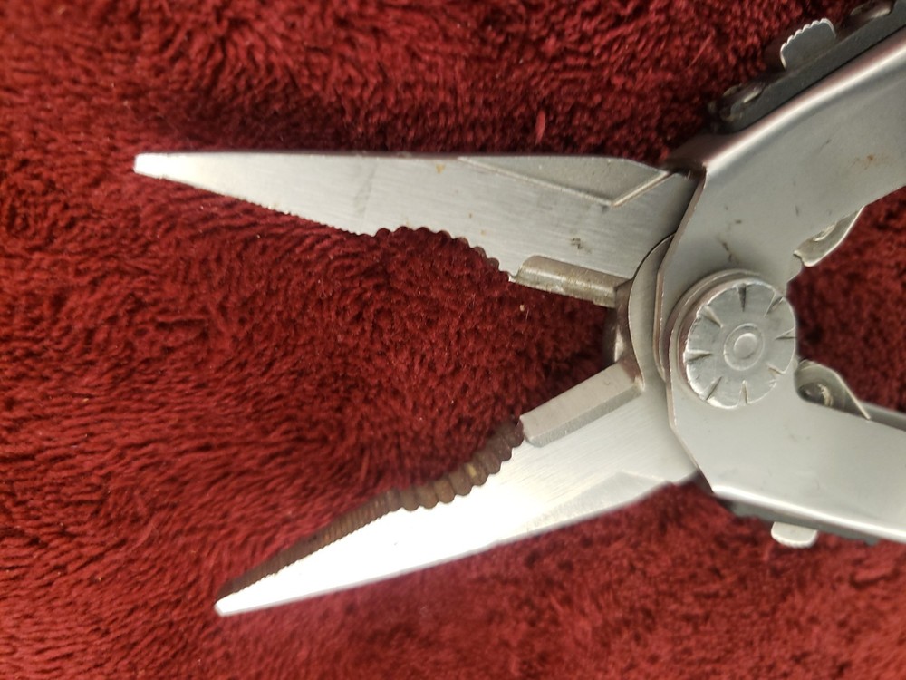 🔪 Gerber Diesel Multi-Tool knife pliers s