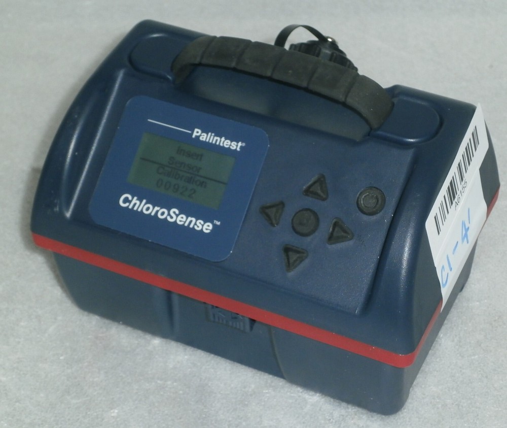 Palintest ChloroSense Analyzer with accessories