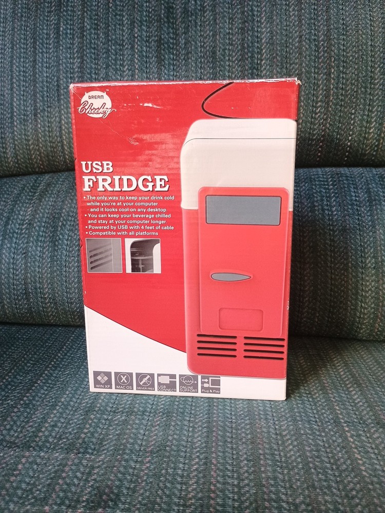 USB Can Cooler (NIB) Dream Cheeky