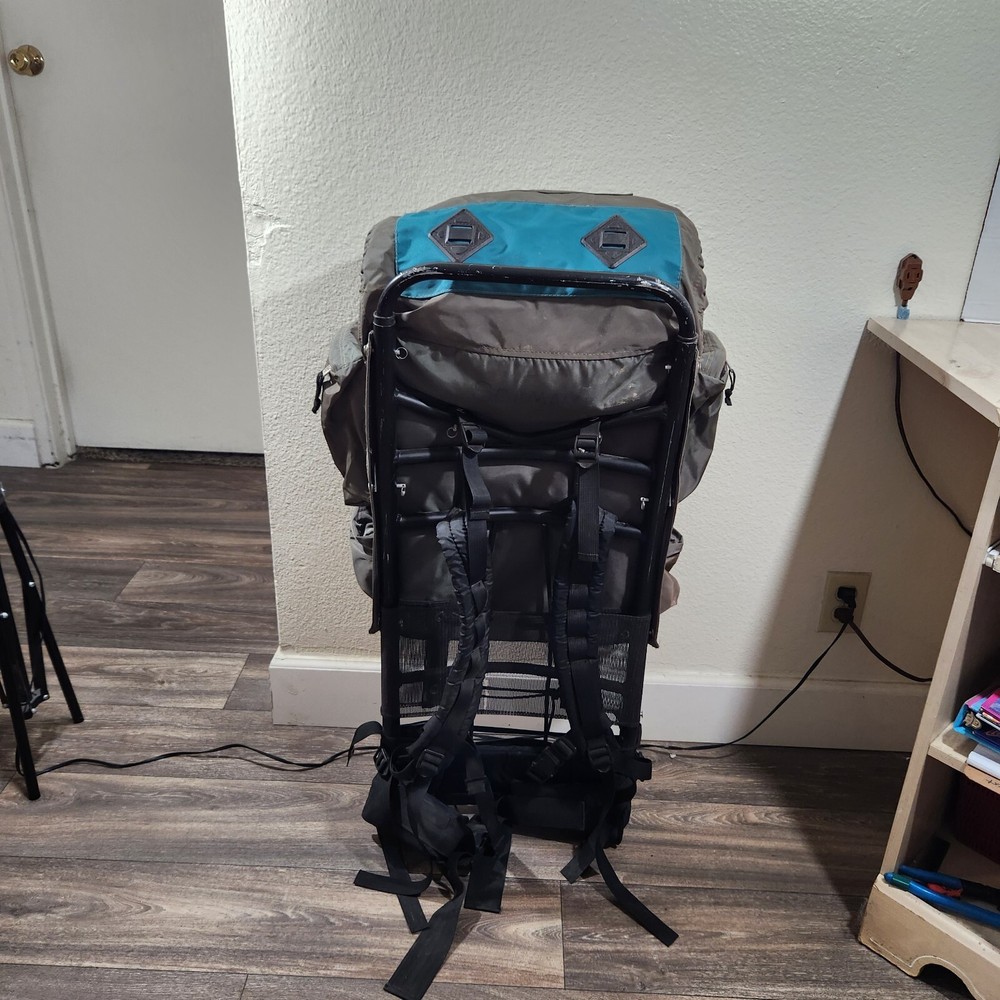 Vintage Coleman 33" External Frame Hiking Camping Outdoors Belted Backpack