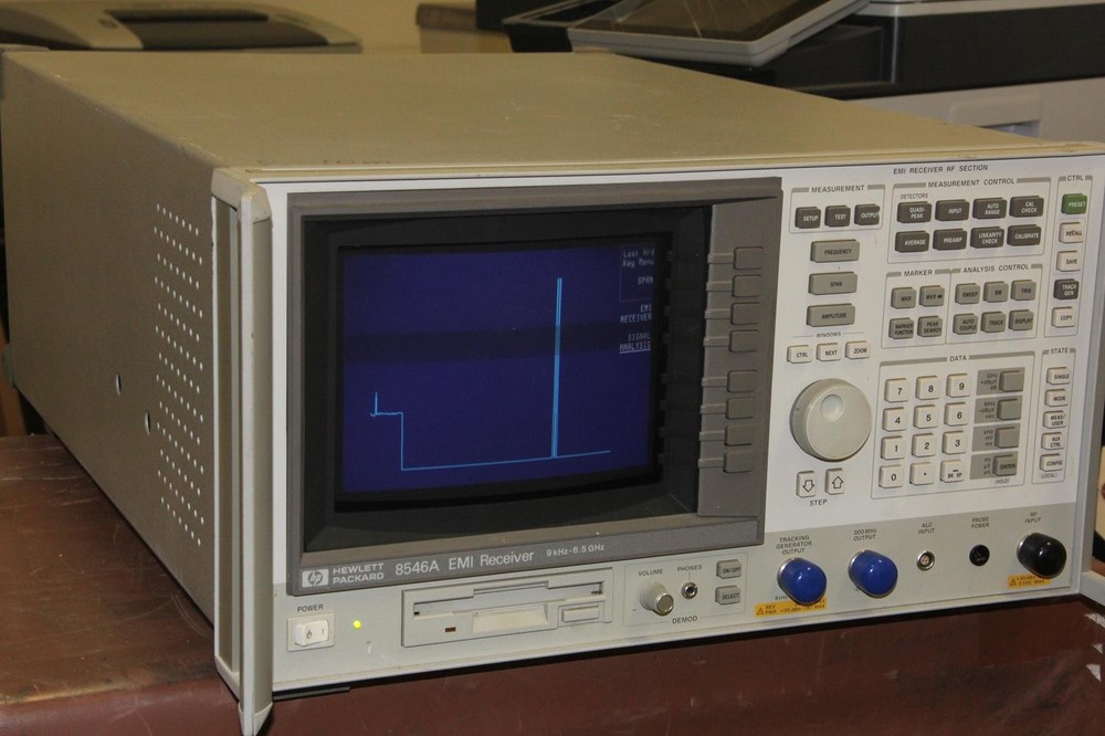 HP HEWLETT PACKARD 8546A EMI Receiver OPT SYS