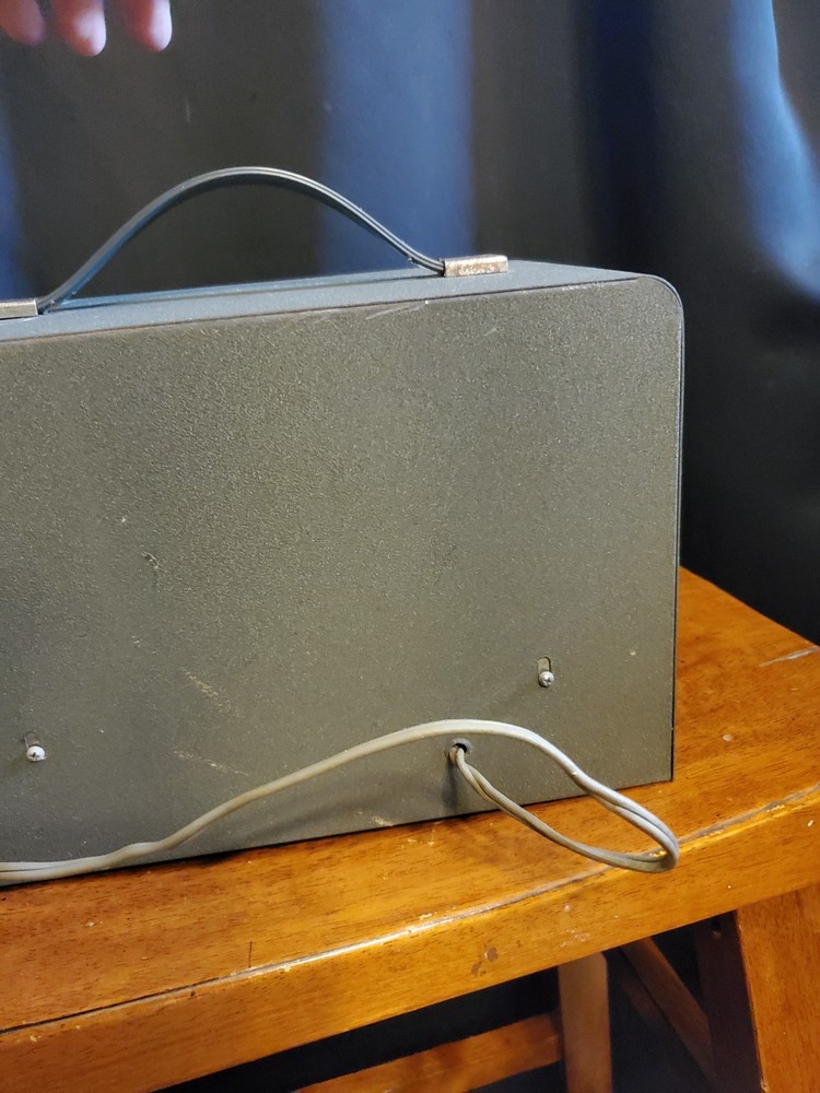 GENOMETER MODEL 156 VOLTMETER