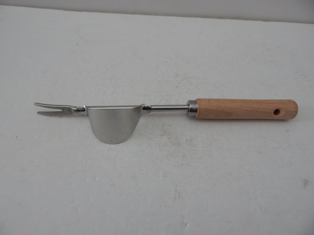 2x Universal Heavy Duty Garden Weed Puller Wood Handle New