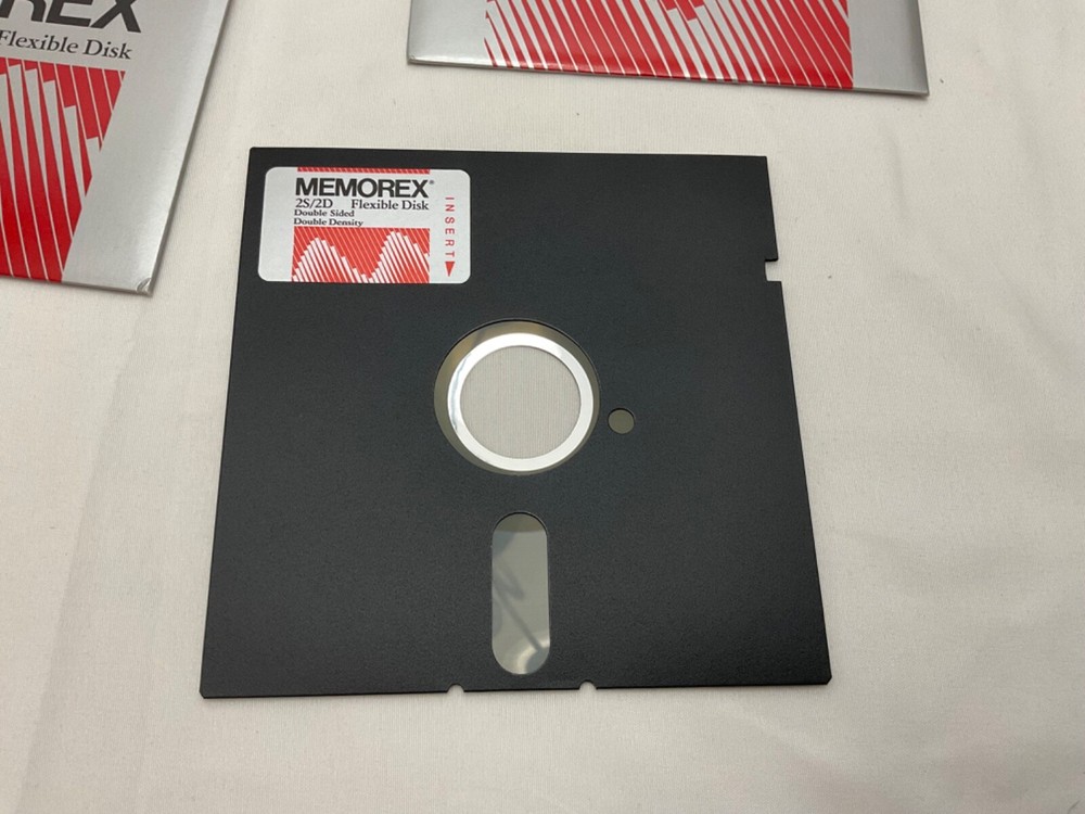 Memorex 5 1/4 Inch Floppy Disks 2S 2D 6 Pack Open Box