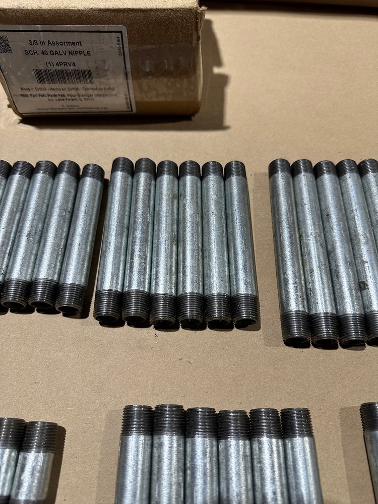 66x Pack Pipe Nipple Assorted Galvanized Steel 3/8" Dual Thread Multiple Sizes