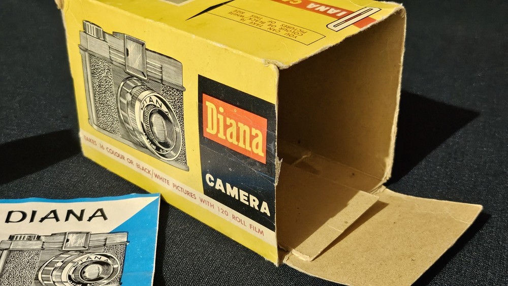 Diana Camera No. 151 With Original Box & Instructions