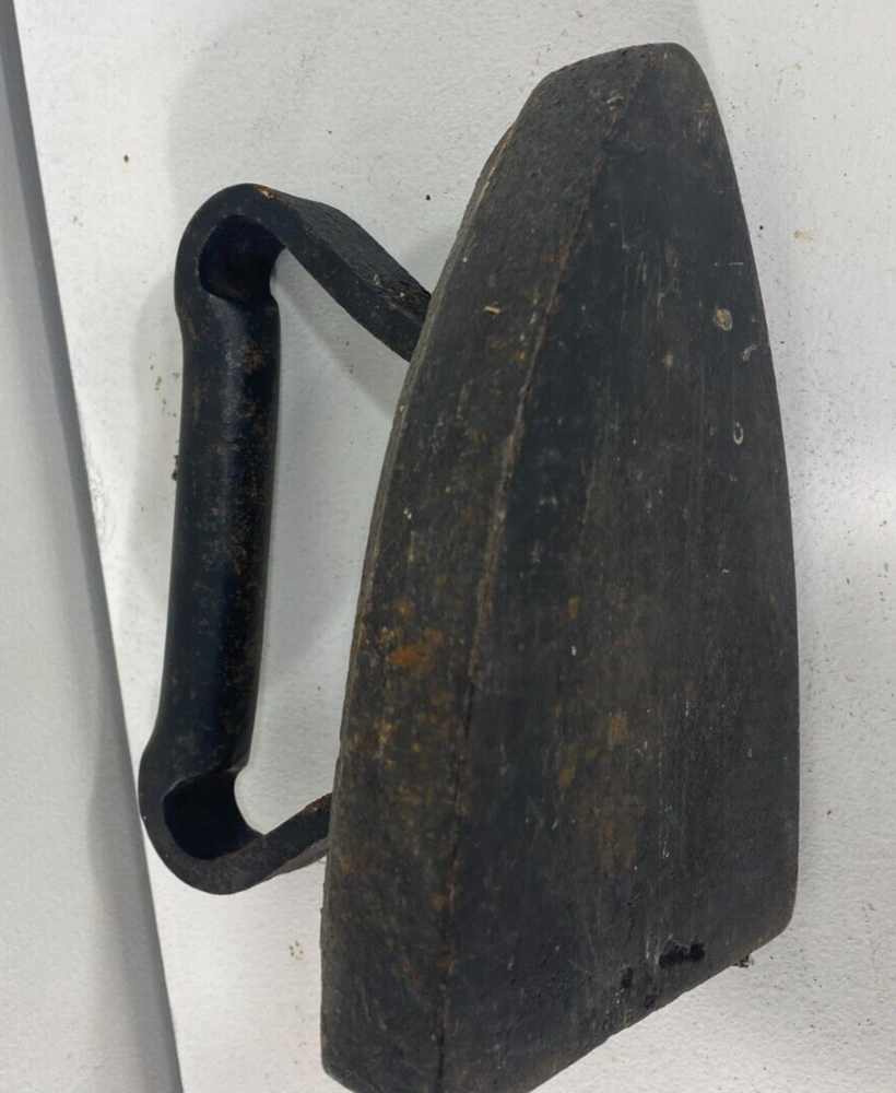 Vintage Cast Iron Sad Iron