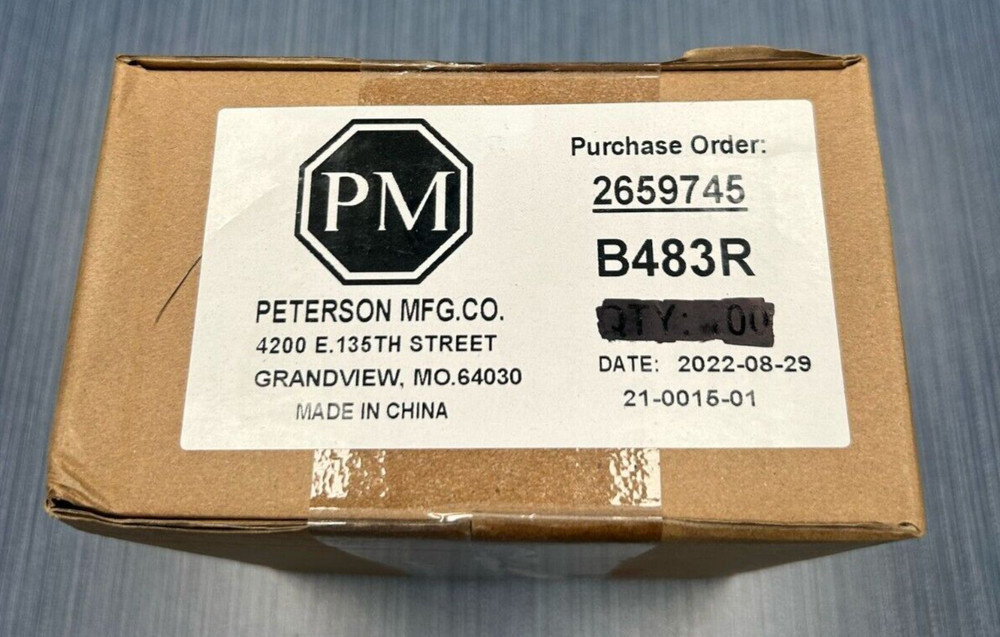 25 Pack- PM Peterson Red Rectangular Quick-Mount Reflector B483R 1 3/8" X 3 1/8"