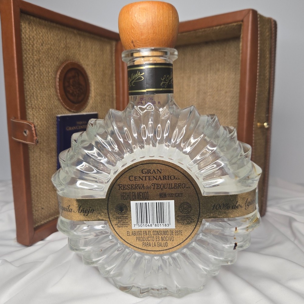 Gran Centenario Reserva del Tequilero Anejo Empty Decanter Bottle Leather Case