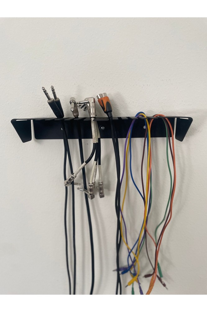 Apache Floating Cable Organizer