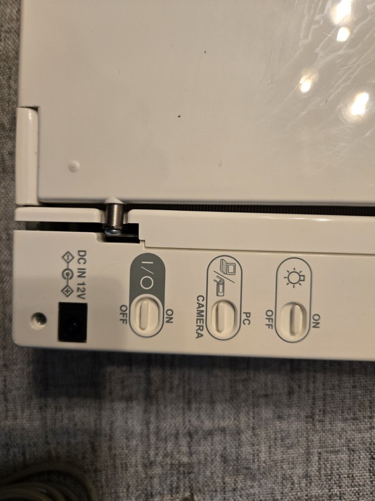 Elmo Digital Visual Presenter Notebook Document Camera W/ Travel Case, HV-110u