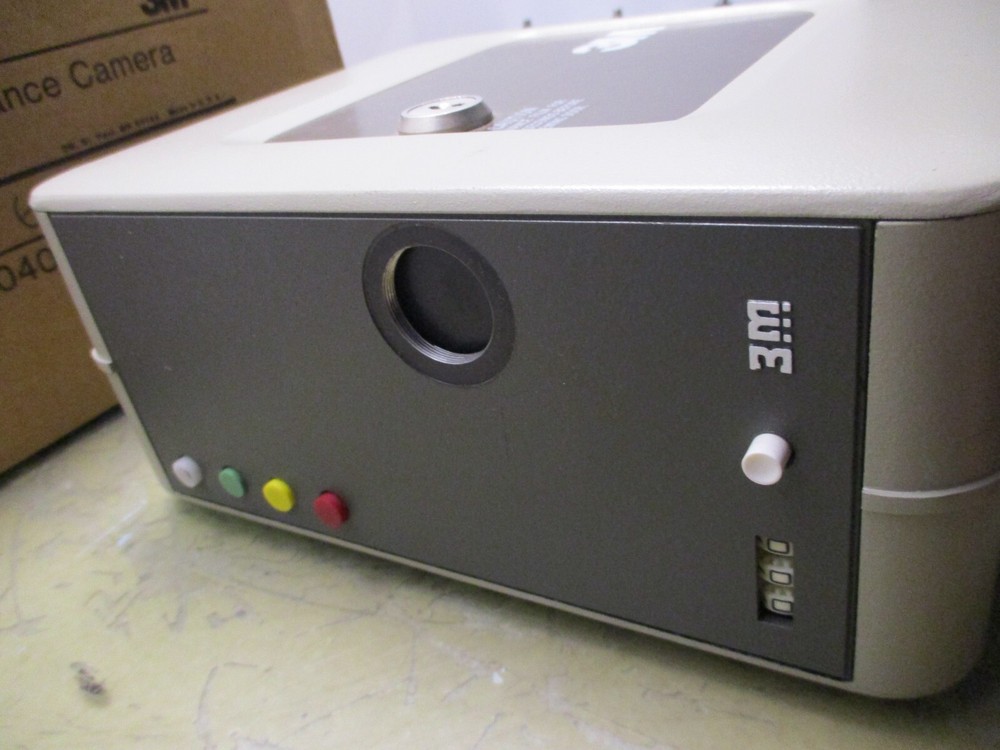 vintage 3m p-16 surveillance/security camera [0-J.75]