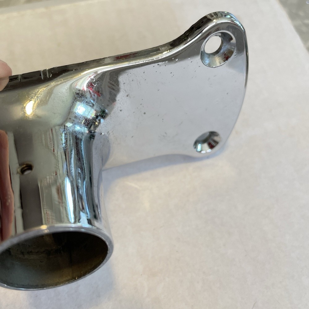 VTG SHINY CHROME SHOWER ROD BRACKET WALL MOUNT STURDY