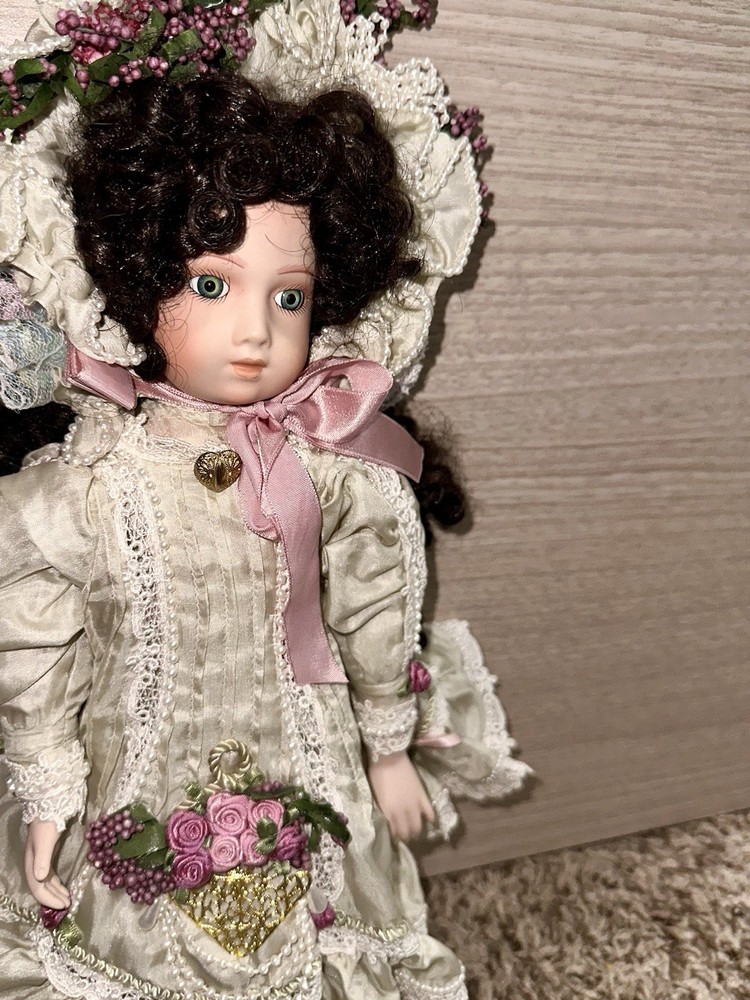 👻 Haunted Doll Listing: Tabitha – The Silent Watcher 👻