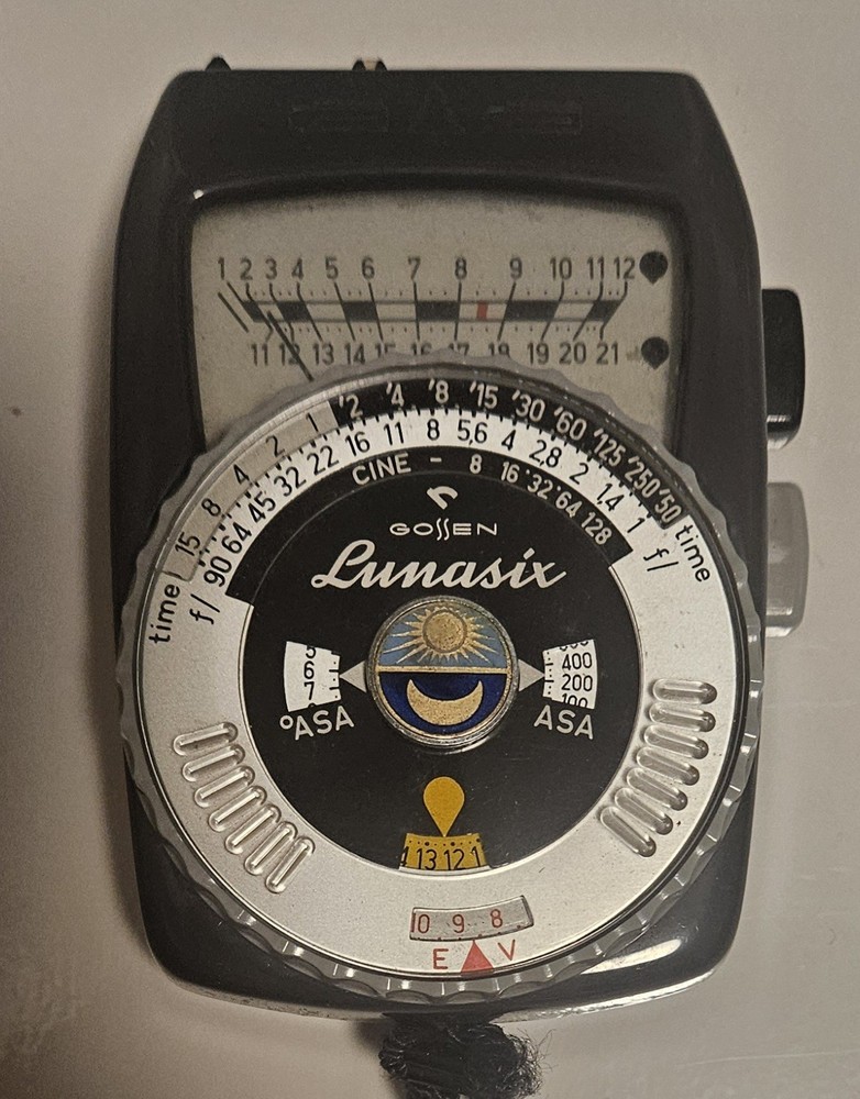 Gossen Lunasix Light Exposure Meter With Original Leather Case