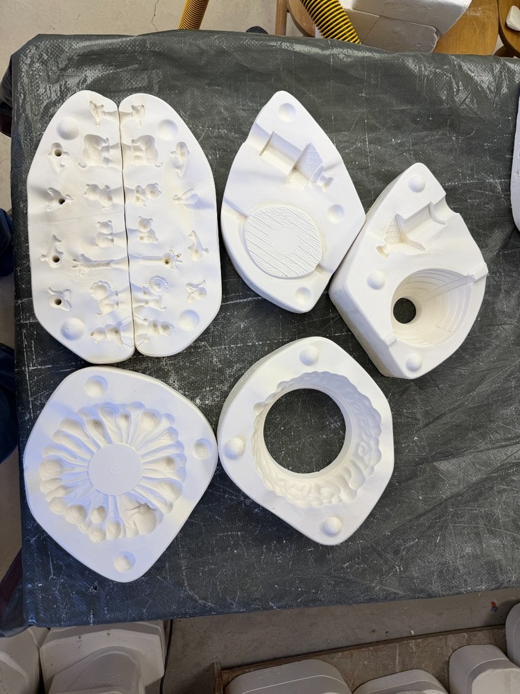 VINTAGE MACKY CERAMIC MOLD #718/718/720 ARK/ANIMALS/BASE