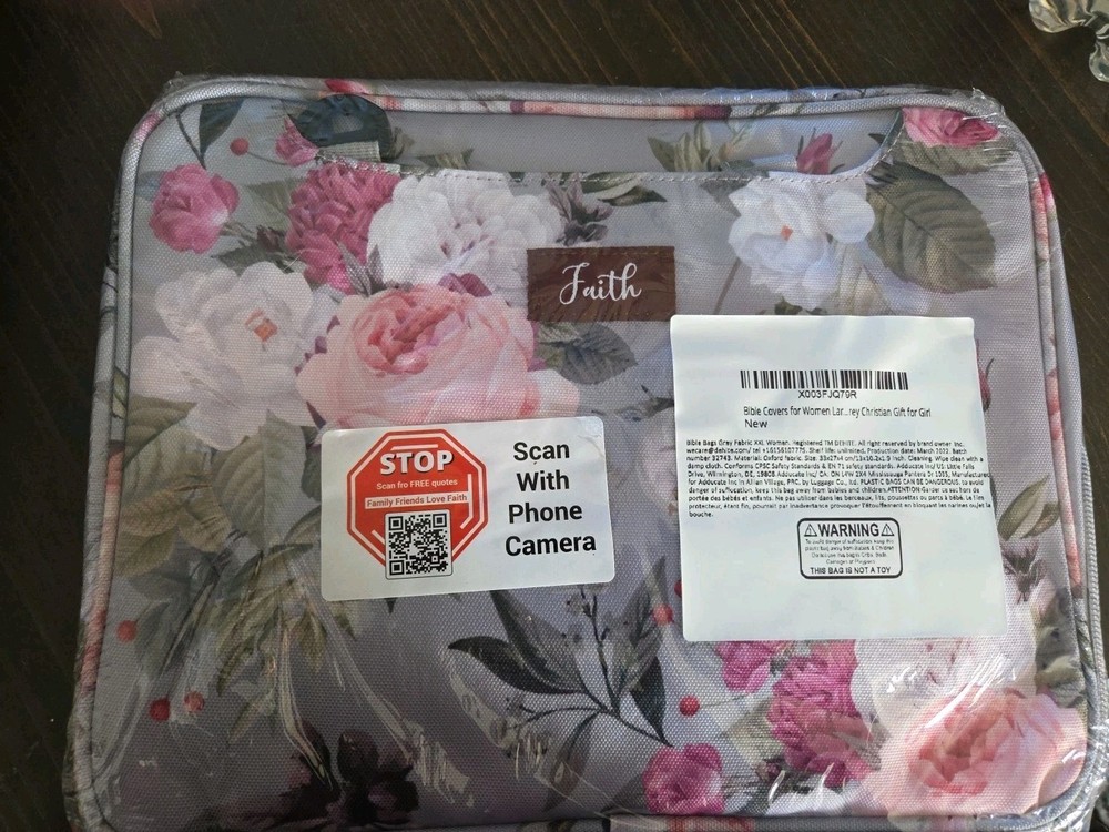 Floral Bible book, caring case.Ziprid two side pockets