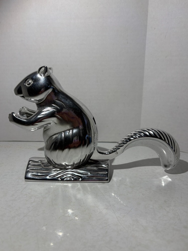Norpro "Davy Crackit" Squirrel Nutcracker Open Box Never Used