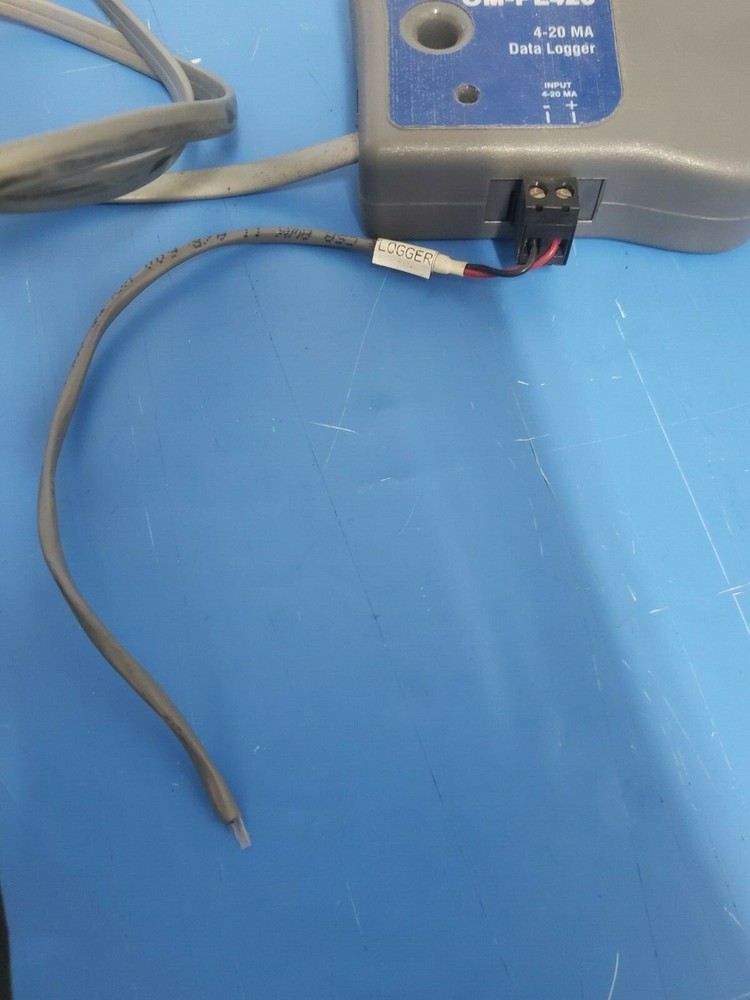 Omega OM-PL420 Temperature Data Logger with Cable (Used)