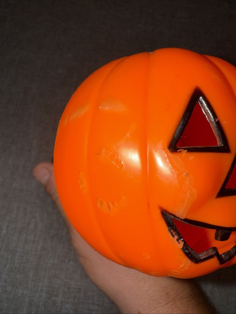 Jack-O-Lantern Pumpkin flashlight VINTAGE