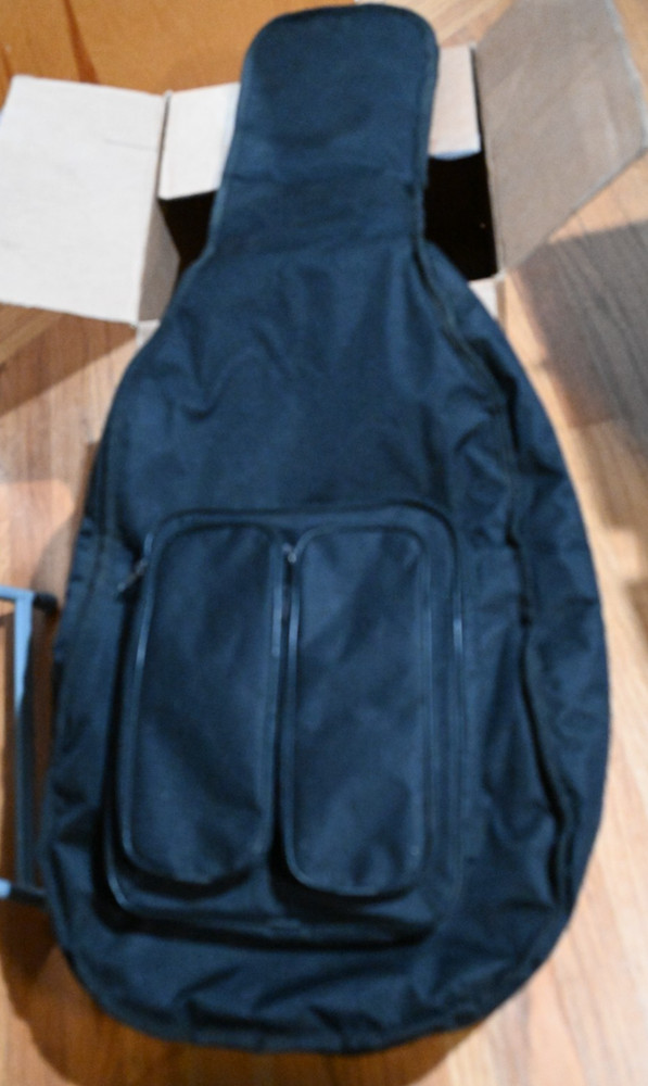 Guardian CG-100-C Guitar Bag-Classic Black