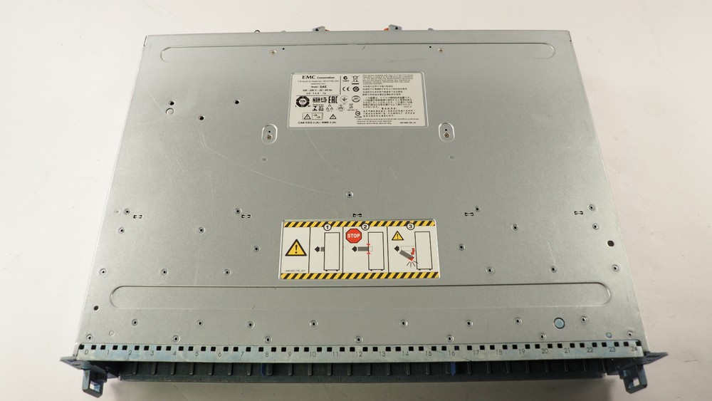 EMC Corporation SAE Disk Storage Array with 24 Bays ( no hard drives inside)