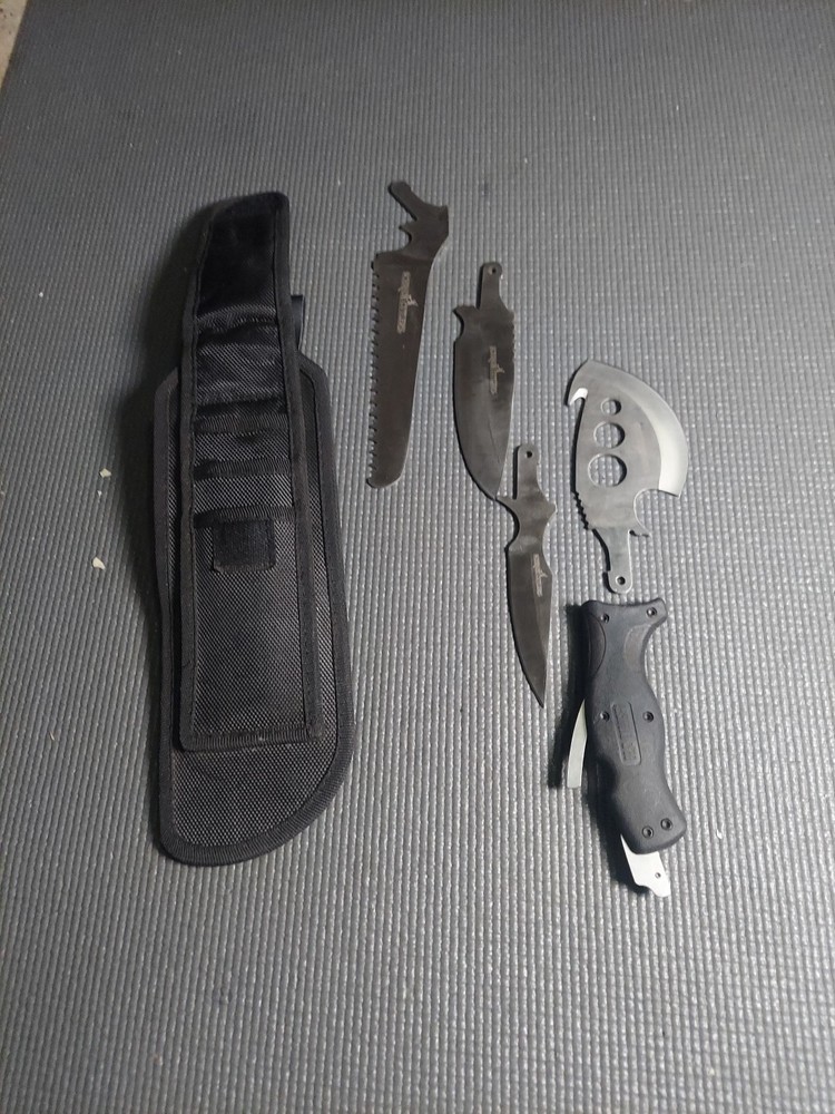 Old Timer Switch-It Hunting Kit with 4 Interchangeable Blades, Sheath