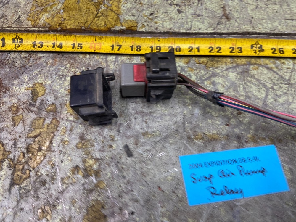03-06 EXPEDITION SUSPENSION LEVELING PUMP RELAY