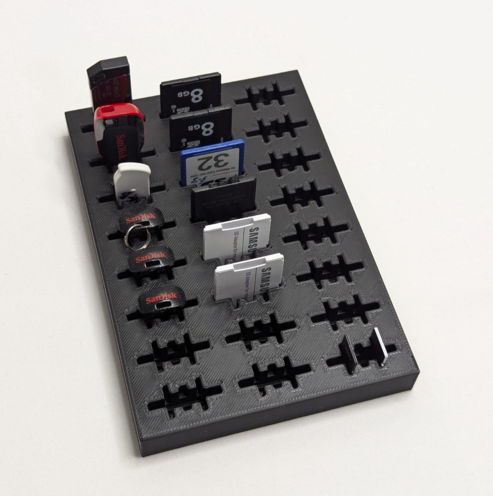 24 A SLOTS USB Micro SD Card USB-A USB-C Holder Organiser Tray Desktop Support