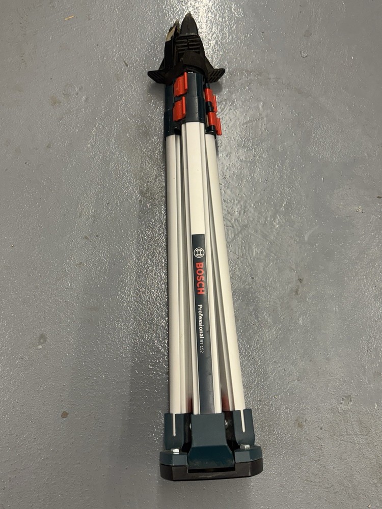 Bosh Laser Level With Tripod