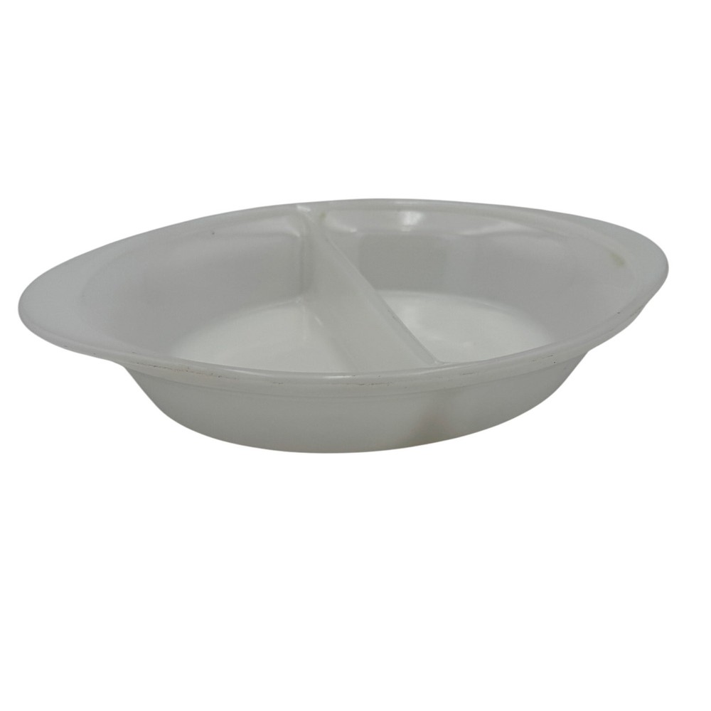 Vintage Pyrex Milk Glass Divided Dish - 1.5 Quart