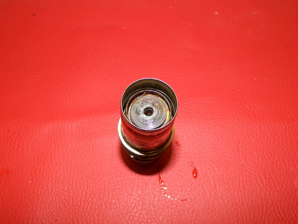 71 - 73 Cadillac DeVille Fleetwood Eldorado Cigar/Cigarette Lighter Element OEM