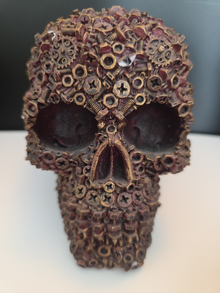 Skull Decor Figurines, Lot Of 5