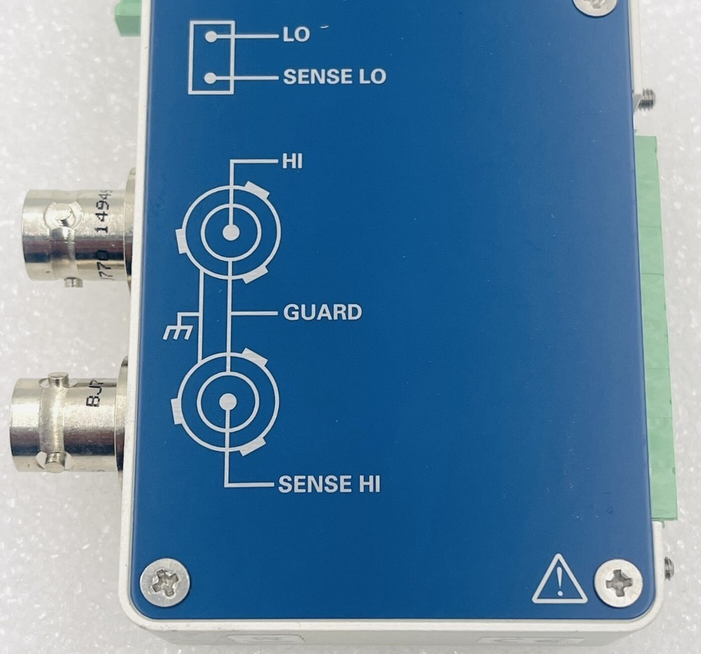 National Instruments SA-413T Triaxial Adapter