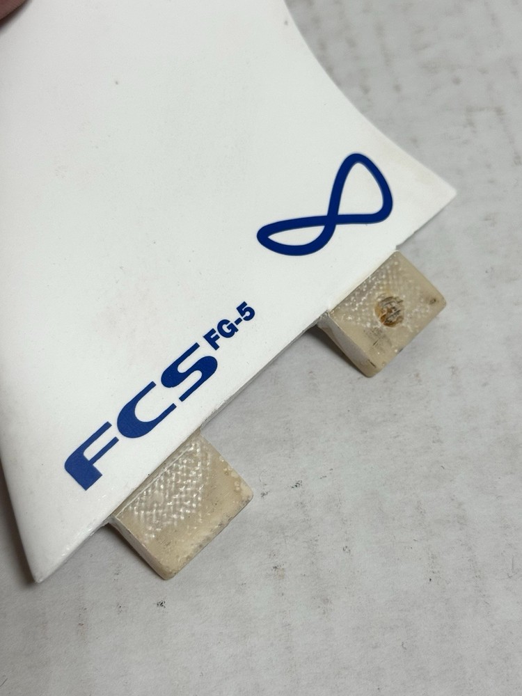 FCS FG-5 ULTRA LIGHT EPOXY SURFBOARD FIN SET