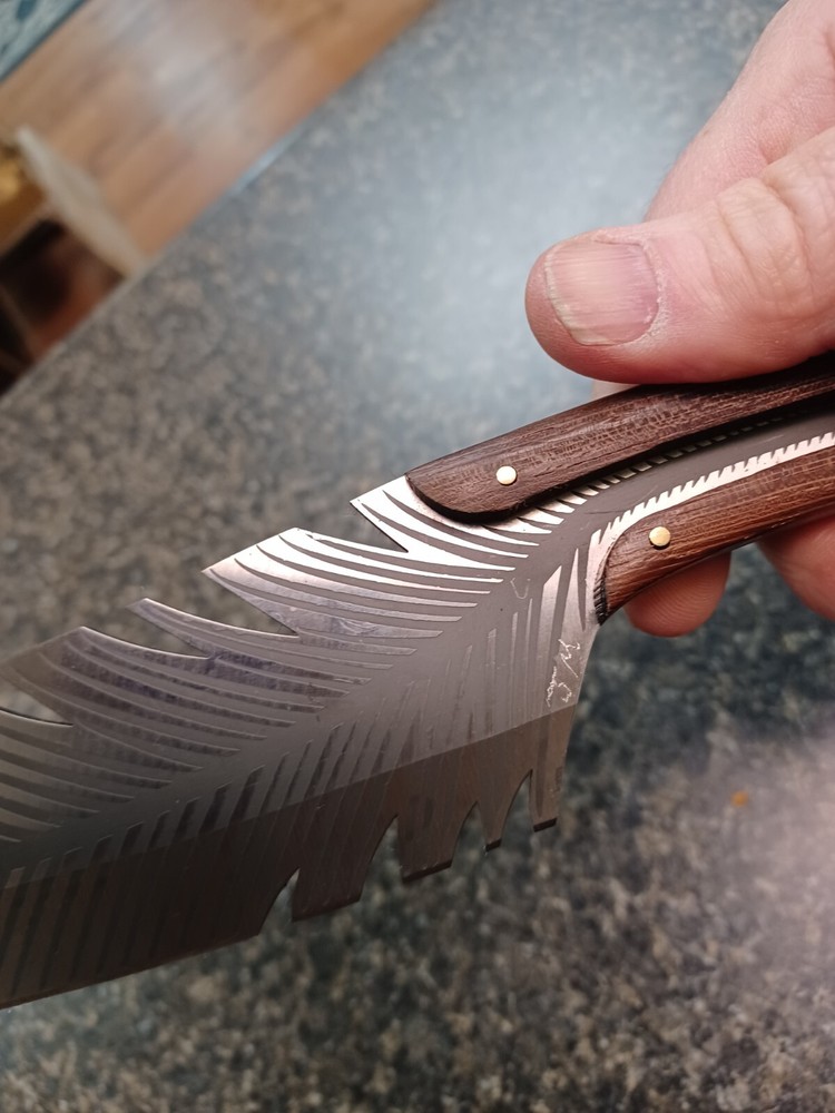 Eagle Feather Shaped Fixed Blade 14" Knife