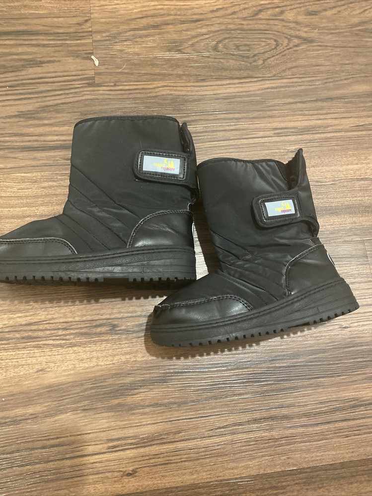 Rugged Exposure Snow Boots Black Adjustable Strap Unisex Sz 1 Kids EUC