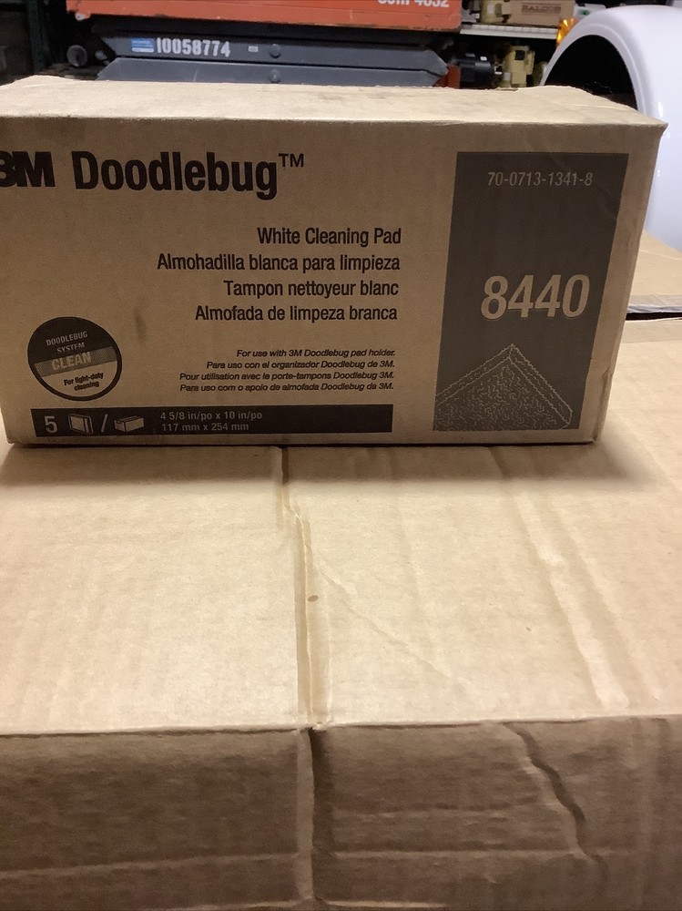 3M Doodlebug White Cleaning Pad 8440