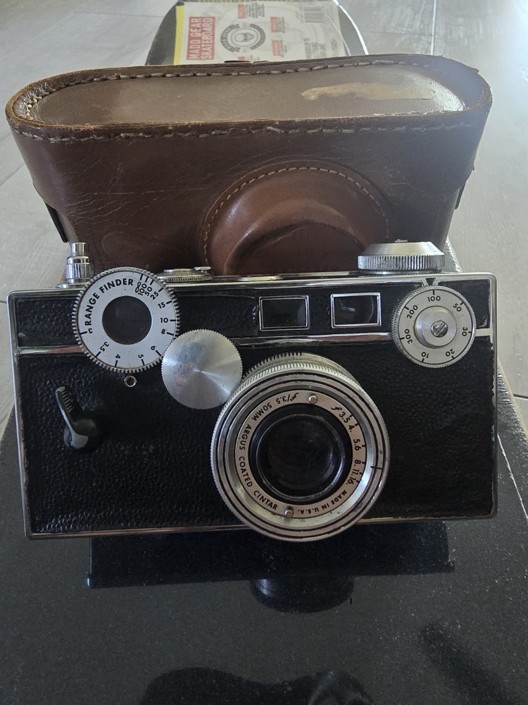 Argus C3 Black Vintage Rangefinder Camera with Brown Leather Case