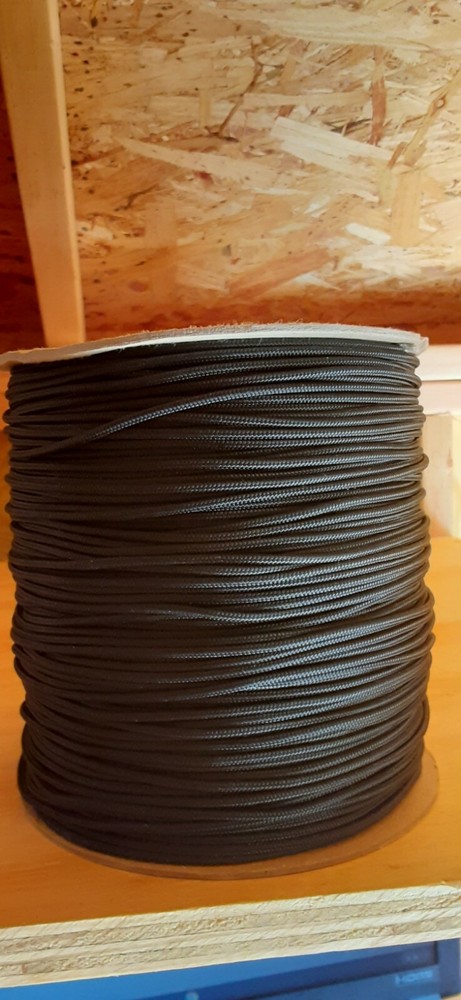 1/8 " x 400 ft. Smooth Braid Polyester Rope Spool.Black .