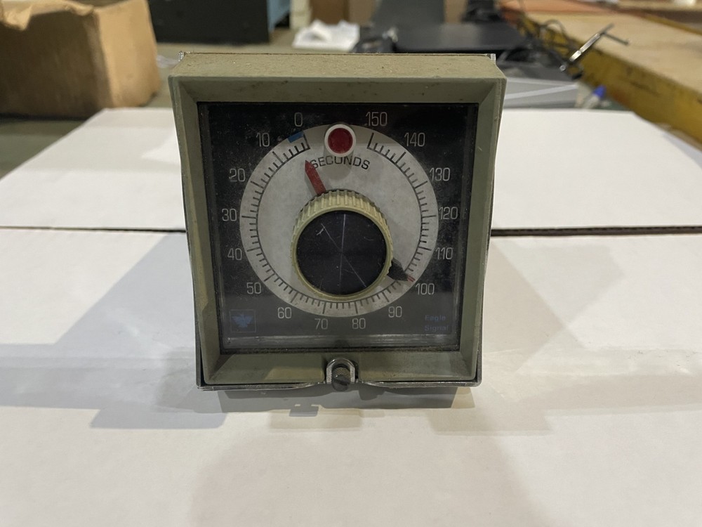 Eagle Signal HP5 Timer (HP52A6)