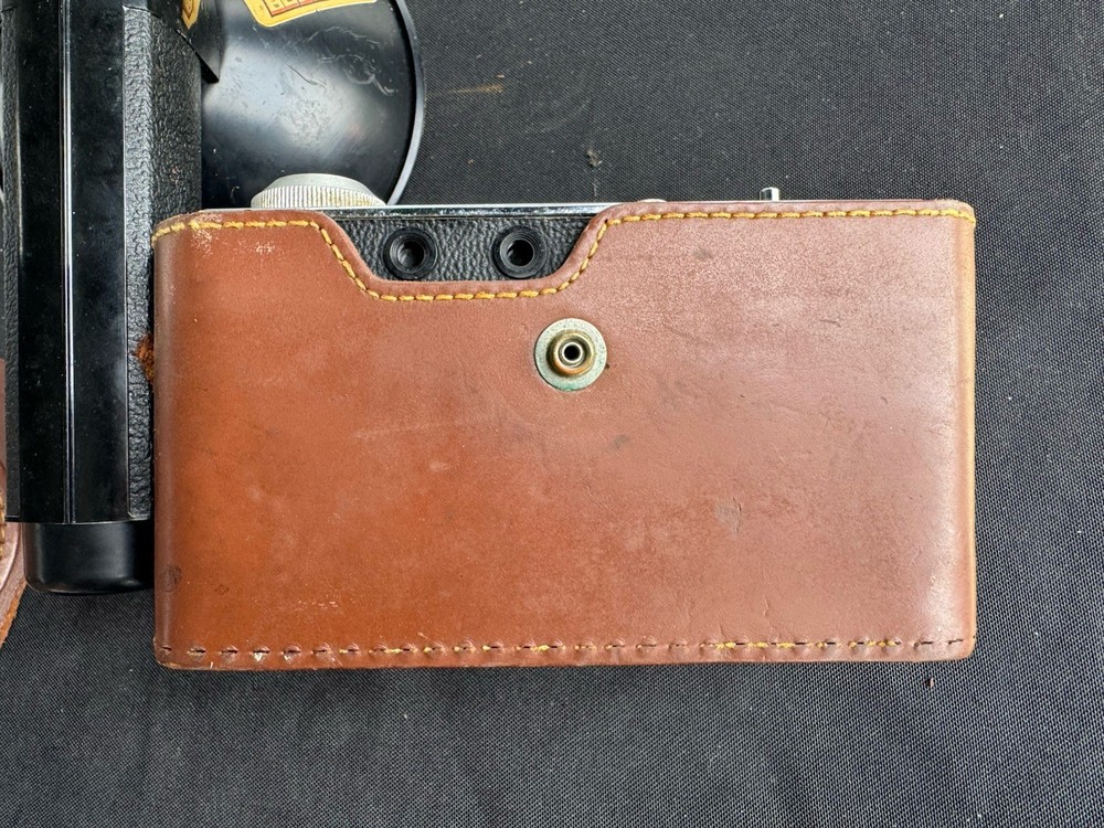 Vintage Argus C3 35mm Rangefinder Camera w/ Cintar Lens Flash & Case UNTESTED