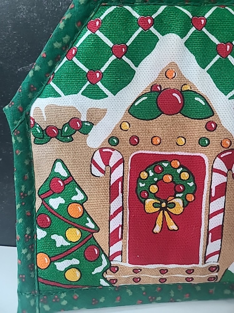 Christmas House Pot Holder