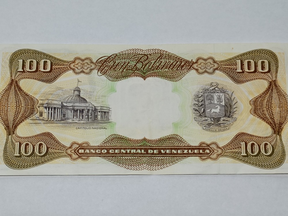 lot of assorted foreign bills.