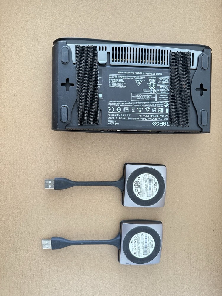 Barco ClickShare CS-100 Wireless Presentation System + 2 Button R9861510